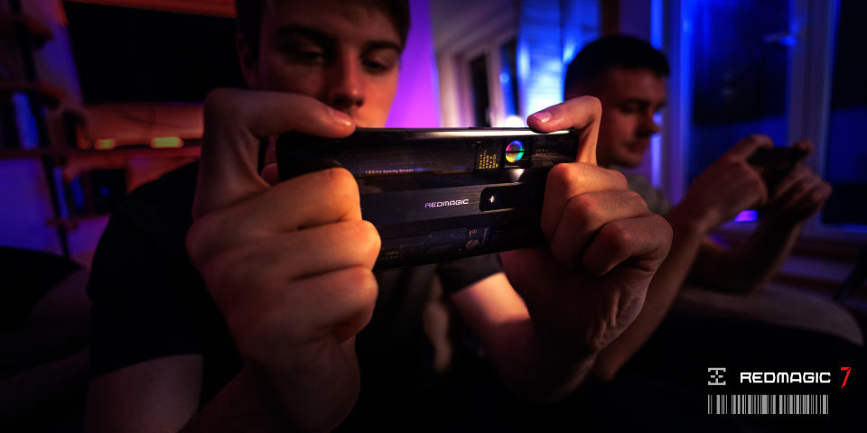 REDMAGIC 7 Review - Fast gaming phone with 165Hz AMOLED and LED fan