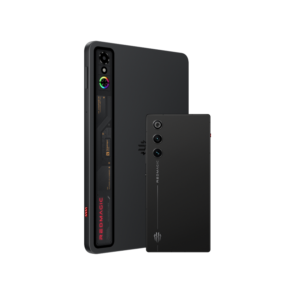 REDMAGIC Astra Gaming Tablet with 10 Air Bundle
